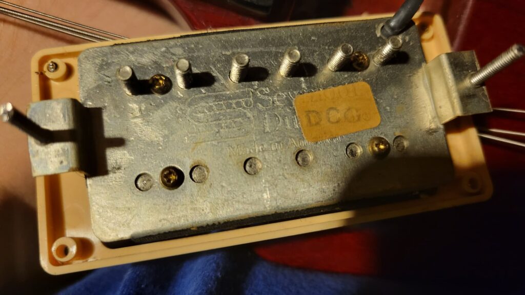 back of a Seymour duncan custom humbucker pickup